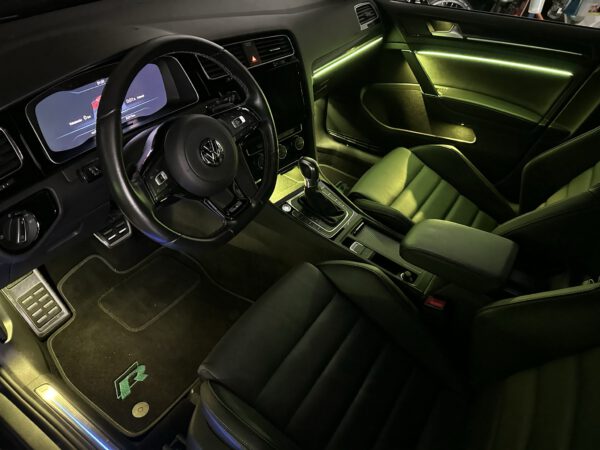 VW Golf 7 Ambientebeleuchtung inkl. Einbau – Bild 2